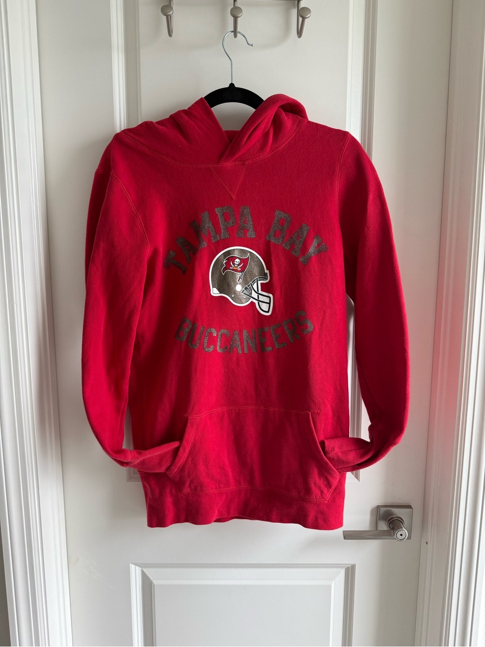RARE Y2K Victoria’s Secret Pink x 5th & Ocean x NFL Buccaneers Hoodie S
